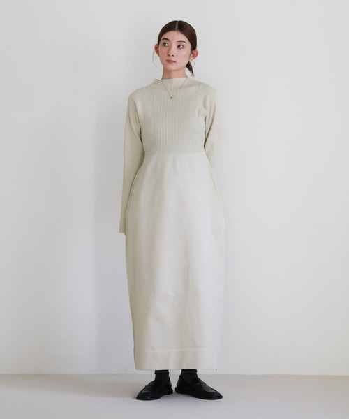select MOCA(セレクトモカ)の「スポンディッシュバルーンニットワンピース(ワンピース・レディース・ブラック/アイボリー/キャメル・MEDIUM/LARGE)」の7枚目の写真