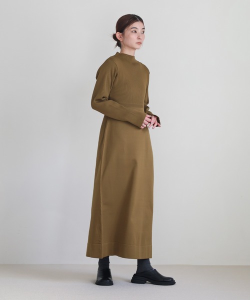 select MOCA(セレクトモカ)の「スポンディッシュバルーンニットワンピース(ワンピース・レディース・ブラック/アイボリー/キャメル・MEDIUM/LARGE)」の22枚目の写真