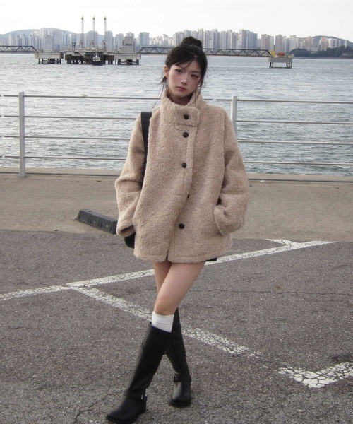 LAFFMO(ラフモ)の「ボアスタンドカラー裏起毛ミドルコート(その他アウター・レディース・ダークグレー/ベージュ・F)」の18枚目の写真