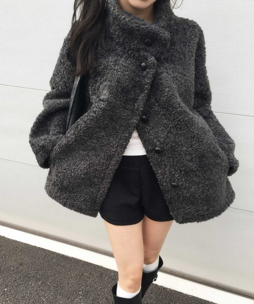 LAFFMO(ラフモ)の「ボアスタンドカラー裏起毛ミドルコート(その他アウター・レディース・ダークグレー/ベージュ・F)」の3枚目の写真