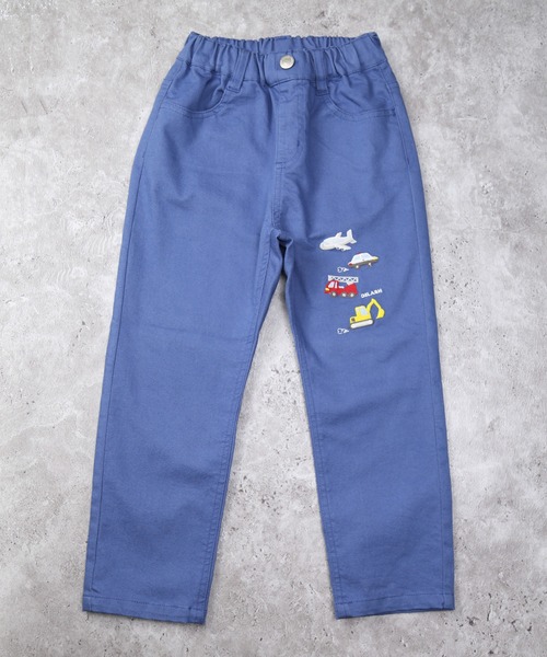 DILASH(ディラッシュ)の「乗り物刺繍ストレッチパンツ(その他パンツ・キッズ・ベージュ/ブルー・90/100/110/120)」の2枚目の写真