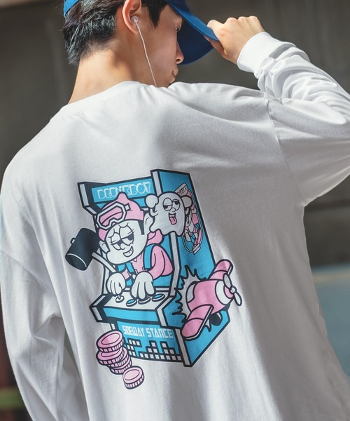 En serio TOKYO(エンソリオトーキョー)の「【SIDEWAYSTANCE】レトロゲーム長袖Tシャツ(Tシャツ/カットソー・メンズ・ホワイト系6/ブラック系6・SMALL/MEDIUM/LARGE)」の2枚目の写真