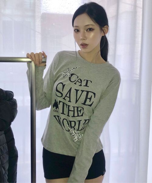 CATSAVETHEWORLD(キャットセーブザワールド)の「カンナヒョピスター レタリング ロングスリーブTシャツ(Tシャツ/カットソー・レディース・ライトグレー系・FREE)」の6枚目の写真