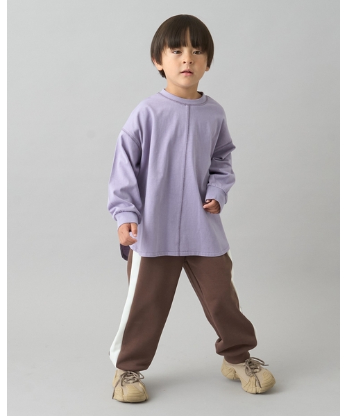 b・ROOM（ビールーム）の「【デイリースタンダードウェアシリーズ】ゆるっとオーバーサイズのシンプル長袖Tシャツ（Tシャツ/カットソー・キッズ・マスタード/グリーン系その他/アイボリー/トップグレー/ブルー系その他/ライラック/ブラック/ブルーグレー・130cm/140cm/150cm/100cm/110cm/120cm）」の19枚目の写真