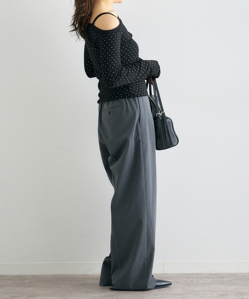 U by SPICK&SPAN（ユーバイスピックアンドスパン）の「ドットプリントオフショルトップス（Tシャツ/カットソー・レディース・ホワイト/ブラック・FREE）」の21枚目の写真