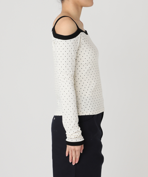 U by SPICK&SPAN（ユーバイスピックアンドスパン）の「ドットプリントオフショルトップス（Tシャツ/カットソー・レディース・ホワイト/ブラック・FREE）」の3枚目の写真