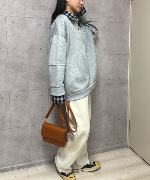 NANEA（ナネア）の「シャツレイヤード風プルオーバー（スウェット・レディース・グレー/ネイビー・X-LARGE/LARGE/MEDIUM）」の4枚目の写真