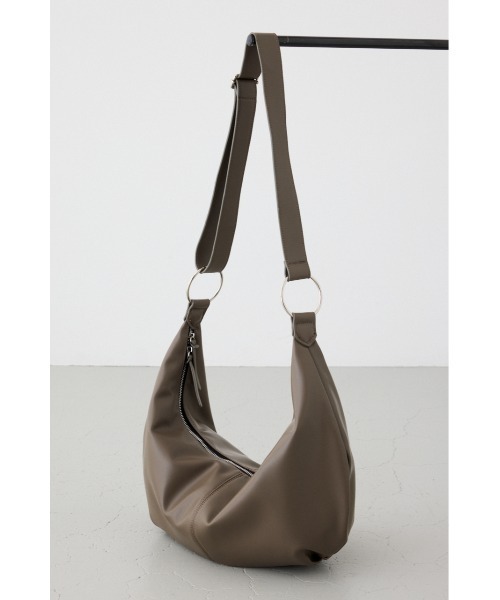 AZUL by moussy(アズールバイマウジー)の「合皮ショルダーBAG(ショルダーバッグ・メンズ・ブラック/グレー・FREE)」の16枚目の写真
