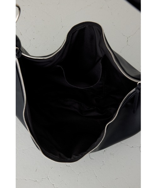 AZUL by moussy(アズールバイマウジー)の「合皮ショルダーBAG(ショルダーバッグ・メンズ・ブラック/グレー・FREE)」の11枚目の写真