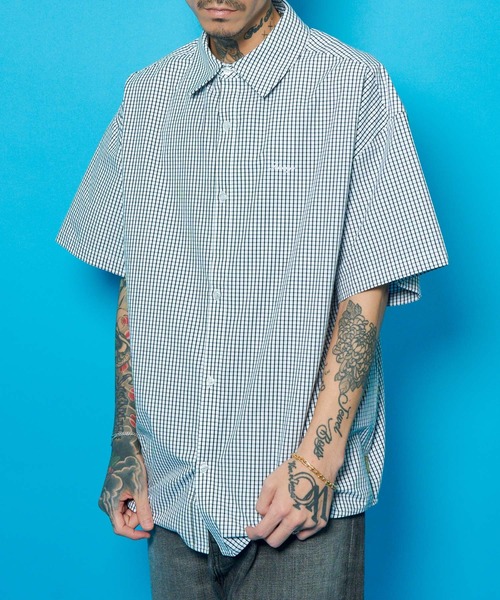 Subciety(サブサエティ)の「Essential mini check shirt(シャツ/ブラウス・メンズ・ホワイト/ブラック/ブルー・X-SMALL/SMALL/MEDIUM/LARGE/X-LARGE/XX-LARGE)」の15枚目の写真