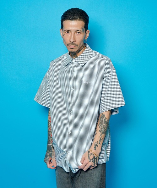 Subciety(サブサエティ)の「Essential mini check shirt(シャツ/ブラウス・メンズ・ホワイト/ブラック/ブルー・X-SMALL/SMALL/MEDIUM/LARGE/X-LARGE/XX-LARGE)」の14枚目の写真