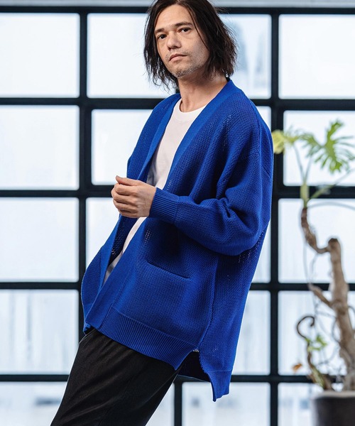CAMBIO(カンビオ)の「mcg3761-Airy Sheer Knit Buttonless Cardigan ニットカーディガン(S63926cmb)(カーディガン/ボレロ・メンズ・ブラック/グレー/ロイヤルブルー/キナリ・S/M/L)」の2枚目の写真