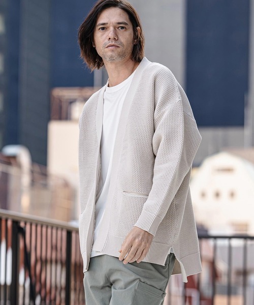 CAMBIO(カンビオ)の「mcg3761-Airy Sheer Knit Buttonless Cardigan ニットカーディガン(S63926cmb)(カーディガン/ボレロ・メンズ・ブラック/グレー/ロイヤルブルー/キナリ・S/M/L)」の15枚目の写真