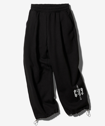 FANSHOW（ファンショー）の「6:19 クロスストリング ワンタックパンツ - ブラック（スウェットパンツ）」