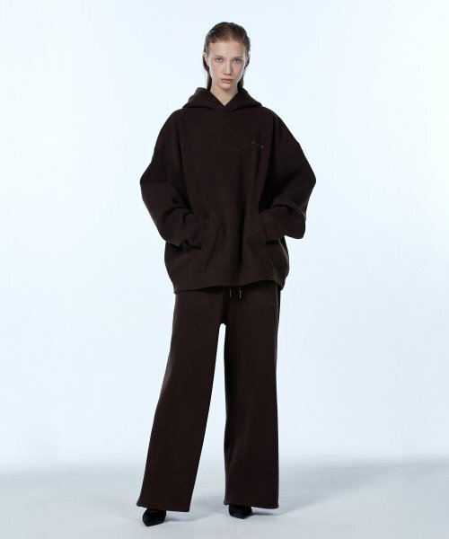 Lettering semi wide pants - BROWN 【公式通販】