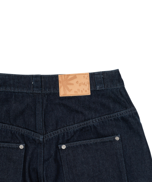 THECOLDESTMOMENT(ザコールデストモーメント)の「TCM curved raw denim pants (blue)(デニムパンツ・レディース・その他・S/M/L)」の4枚目の写真