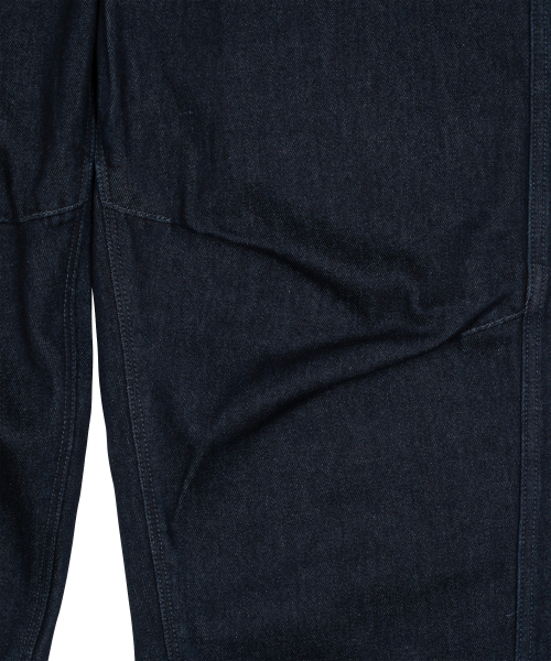 THECOLDESTMOMENT(ザコールデストモーメント)の「TCM curved raw denim pants (blue)(デニムパンツ・レディース・その他・S/M/L)」の5枚目の写真