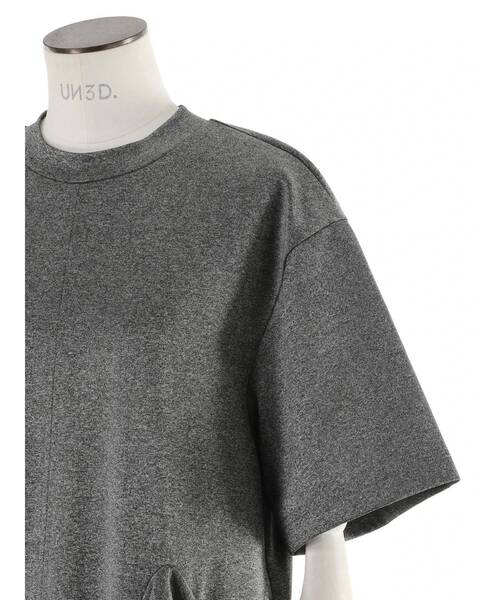 UN3D.（アンスリード）の「ASYMMETRY RUFFLE JERSEY OP / アシンメトリーラッフルジャージーワンピース（ワンピース・レディース・ブラック/グレー・38/36）」の17枚目の写真