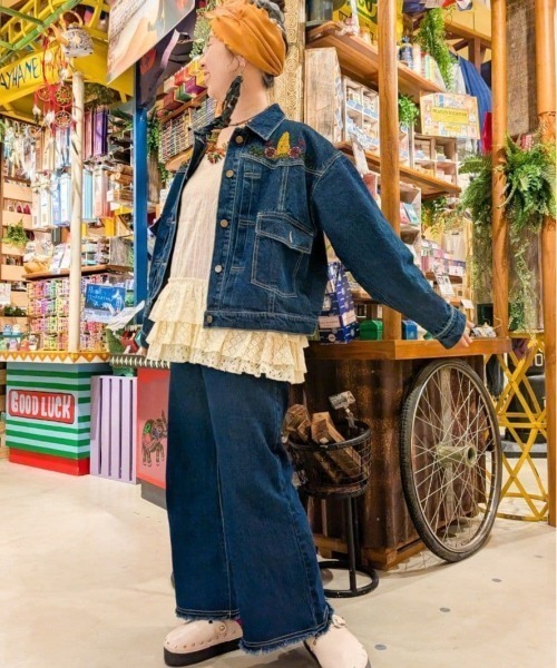 チャイハネ(チャイハネ)の「【チャイハネ】デニム刺繍ベルボトムパンツ(デニムパンツ・レディース・ブルー/ネイビー・FREE)」の14枚目の写真