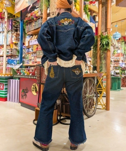チャイハネ(チャイハネ)の「【チャイハネ】デニム刺繍ベルボトムパンツ(デニムパンツ・レディース・ブルー/ネイビー・FREE)」の12枚目の写真