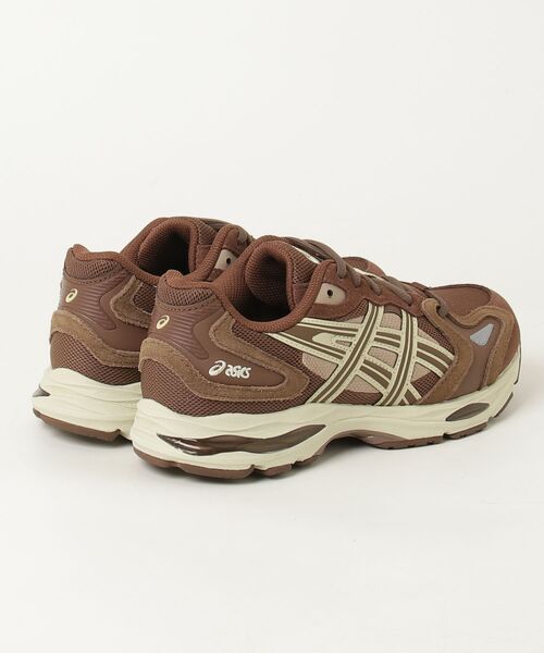 ASICS（アシックス）の「GEL-K1011 / ゲルケー1011（スニーカー・メンズ・ブラウン系その他・28/25.5/26.5/27/27.5/24.5/25/26/24/23.5）」の2枚目の写真