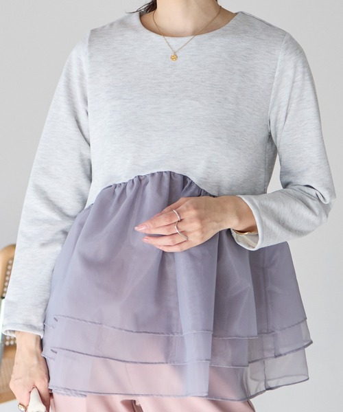 Neige(ネージュ)の「エアリーチュールペプラムトップス(Tシャツ/カットソー・レディース・グレー/ブラック・ONE SIZE)」の2枚目の写真