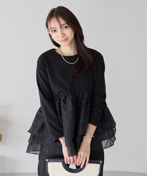 Neige(ネージュ)の「エアリーチュールペプラムトップス(Tシャツ/カットソー・レディース・グレー/ブラック・ONE SIZE)」の4枚目の写真
