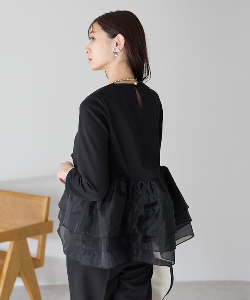 Neige(ネージュ)の「エアリーチュールペプラムトップス(Tシャツ/カットソー・レディース・グレー/ブラック・ONE SIZE)」の9枚目の写真