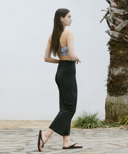 Julier Yoga and Relax(ジュリエヨガアンドリラックス)の「Julier エコシーベア天フレアレギンス(レギンス/スパッツ・レディース・パープル/ブラック・1/0)」の9枚目の写真