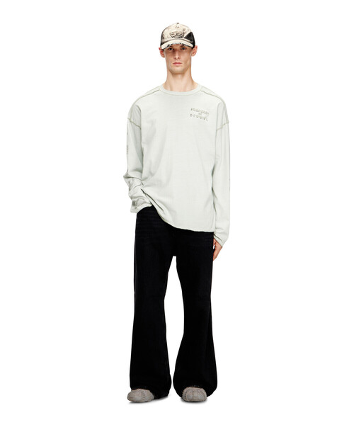 DIESEL（ディーゼル）の「メンズ 長袖Tシャツ T-LOOK-LS（Tシャツ/カットソー・メンズ・グレー系その他/ベージュ系その他・X-LARGE/XX-LARGE/MEDIUM/X-SMALL/SMALL/XXX-LARGE/LARGE）」の4枚目の写真
