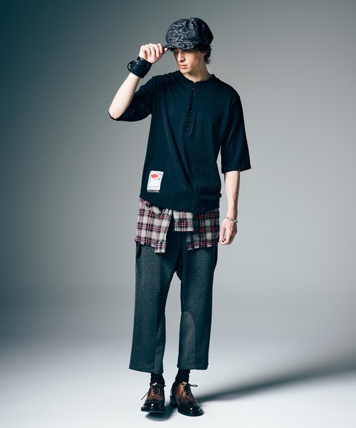 glamb(グラム)の「Augusta Cutsew / オーガスタカットソー(Tシャツ/カットソー・メンズ・ホワイト/グリーン/ブラック・S/M/L)」の14枚目の写真