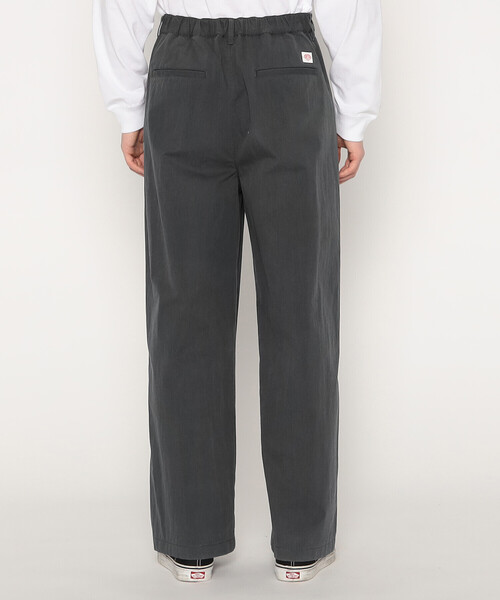 DANTON(ダントン)の「Men’s C/N Twill Double Pleated Easy Pants(チノパンツ・メンズ・ベージュ/チャコール/オリーブ・42/40/44)」の8枚目の写真
