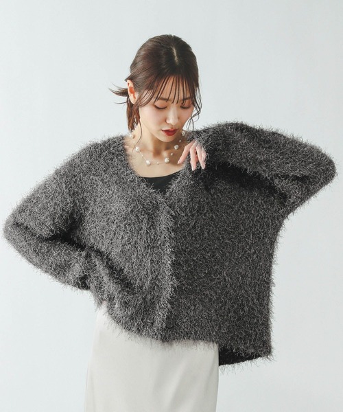 GLOBAL WORK（グローバルワーク）の「シャギーカーディガン/638405（カーディガン/ボレロ・レディース・ライトグレー/ベージュ系その他3/チャコールグレー・MEDIUM/LARGE）」の6枚目の写真