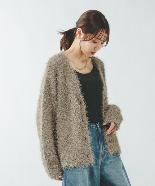 GLOBAL WORK（グローバルワーク）の「シャギーカーディガン/638405（カーディガン/ボレロ・レディース・ライトグレー/ベージュ系その他3/チャコールグレー・MEDIUM/LARGE）」の15枚目の写真