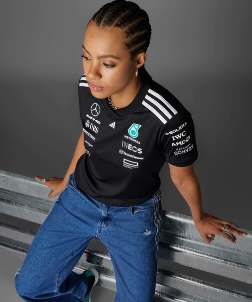 セール】MERCEDES-AMG PETRONAS F1チーム ドライバージャージー