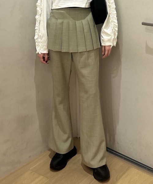 STYLEMIXER(スタイルミキサー)の「プリーツスカートレイヤードパンツ(スラックス・レディース・ブラック/ライトベージュ/ライトカーキ・SMALL/MEDIUM)」の3枚目の写真