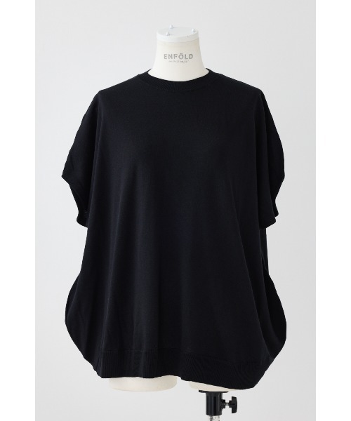 ENFOLD（エンフォルド）の「CURVE PULLOVER（ニット/セーター・レディース・ホワイト/ブラック・38）」の2枚目の写真