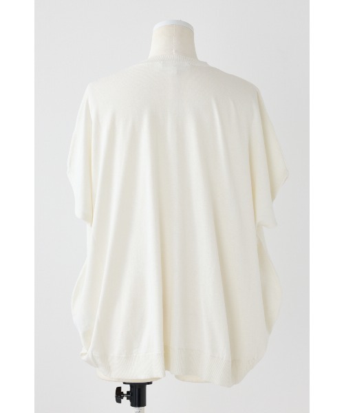 ENFOLD（エンフォルド）の「CURVE PULLOVER（ニット/セーター・レディース・ホワイト/ブラック・38）」の4枚目の写真
