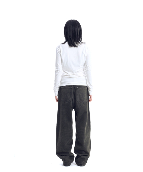 AAKAM(アーカム)の「Western Muse Long Sleeve (White)(Tシャツ/カットソー・レディース・その他・1/2)」の14枚目の写真