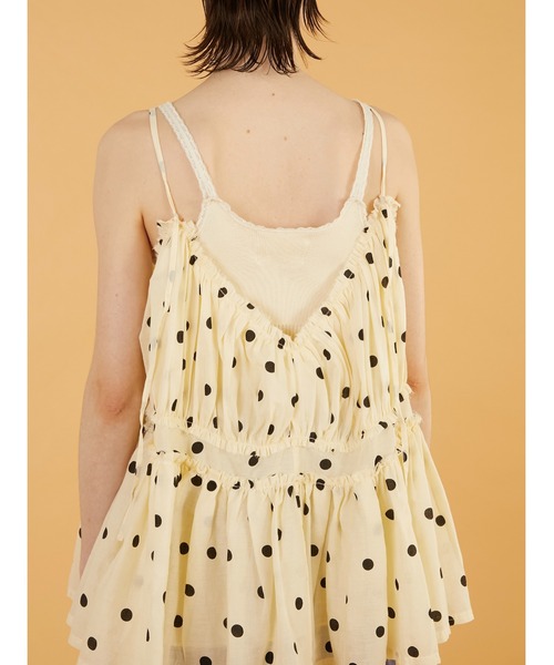 crinkle crinkle crinkle（クリンクルクリンクルクリンクル）の「【crinkle crinkle crinkle】frill gather volume camisole/フリルギャザーボリュームキャミソール（キャミソール・レディース・ベージュ/ブラック・FREE）」の17枚目の写真