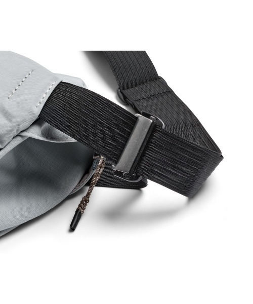 Bellroy(ベルロイ)の「bellroy/ベルロイ/Bellroy Venture Sling 6L ボディバッグ ウェストポーチ(ボディバッグ/ウエストポーチ・メンズ・グレー/ダークグリーン/タン・ONE SIZE)」の6枚目の写真