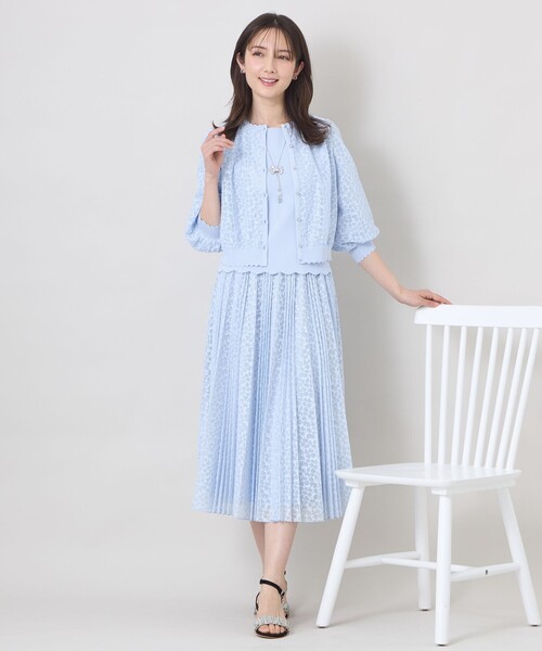 TO BE CHIC(トゥー ビー シック)の「ジャカードレースコンビ カーディガン(カーディガン/ボレロ・レディース・オフホワイト/ブラック/ブルー系その他2・40)」の13枚目の写真