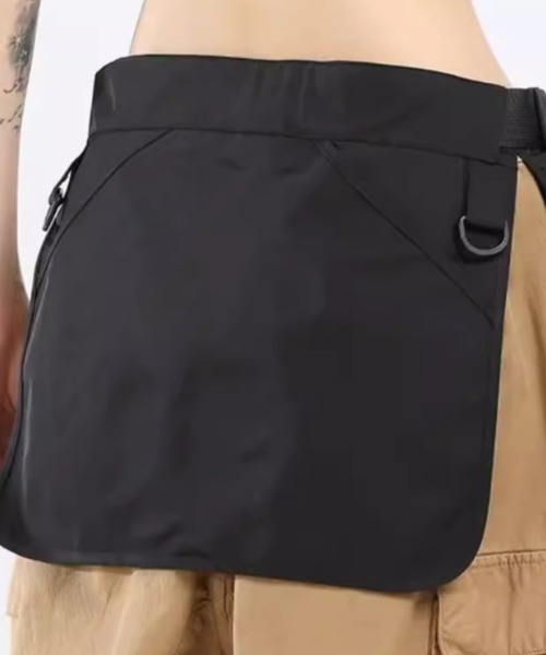 deux amour（ドゥーザムール）の「ポケットウエストベルトバッグ（ボディバッグ/ウエストポーチ・レディース・ブラック・FREE）」の6枚目の写真