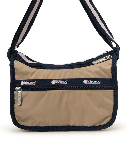 LeSportsac(レスポートサック)の「SMALL EVERYDAY BAG スペクテイターボーン/ネイビー(ショルダーバッグ・レディース・ベージュ・FREE)」の7枚目の写真