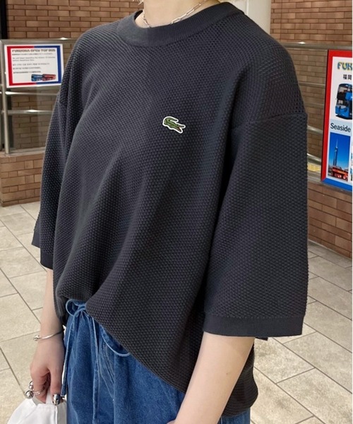 LACOSTE(ラコステ)の「コットン×ナイロン 鹿の子メッシュニットTシャツ(Tシャツ/カットソー・メンズ・ブラック/ダークアッシュ・5/4/2/3)」の1枚目の写真
