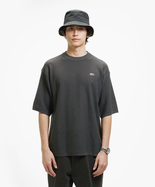 LACOSTE(ラコステ)の「コットン×ナイロン 鹿の子メッシュニットTシャツ(Tシャツ/カットソー・メンズ・ブラック/ダークアッシュ・5/4/2/3)」の3枚目の写真