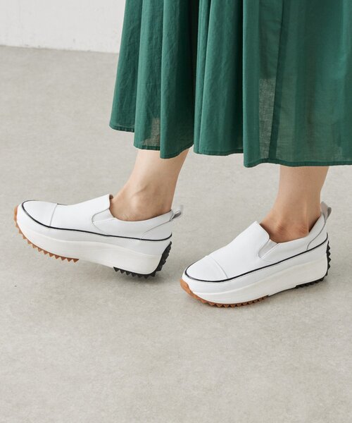 BEARDSLEY（ビアズリー）の「レザースリッポン（スニーカー・レディース・ホワイト/ブラック系その他2・24cm/25cm/24.5cm/23.5cm/23cm/22.5cm）」の3枚目の写真