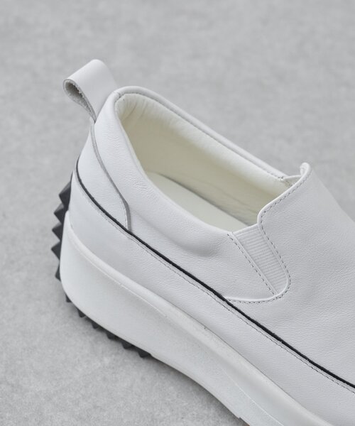 BEARDSLEY（ビアズリー）の「レザースリッポン（スニーカー・レディース・ホワイト/ブラック系その他2・24cm/25cm/24.5cm/23.5cm/23cm/22.5cm）」の14枚目の写真