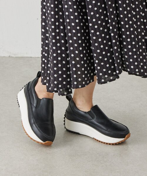 BEARDSLEY（ビアズリー）の「レザースリッポン（スニーカー・レディース・ホワイト/ブラック系その他2・24cm/25cm/24.5cm/23.5cm/23cm/22.5cm）」の17枚目の写真