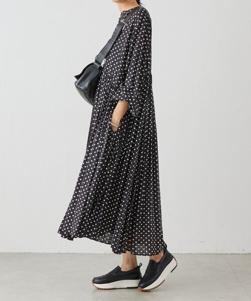 BEARDSLEY（ビアズリー）の「レザースリッポン（スニーカー・レディース・ホワイト/ブラック系その他2・24cm/25cm/24.5cm/23.5cm/23cm/22.5cm）」の19枚目の写真